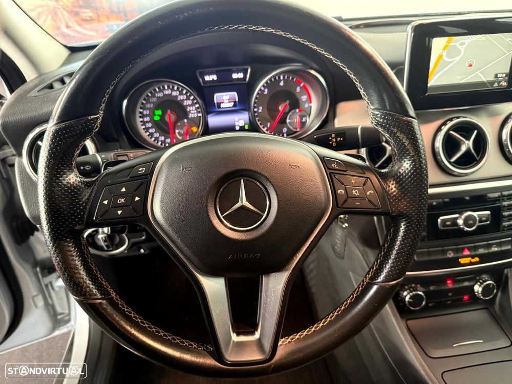 Mercedes-Benz GLA 200 CDi Urban Aut. - 26