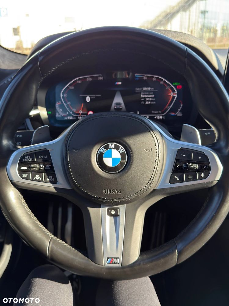 BMW Seria 5 520d xDrive M Sport sport - 17