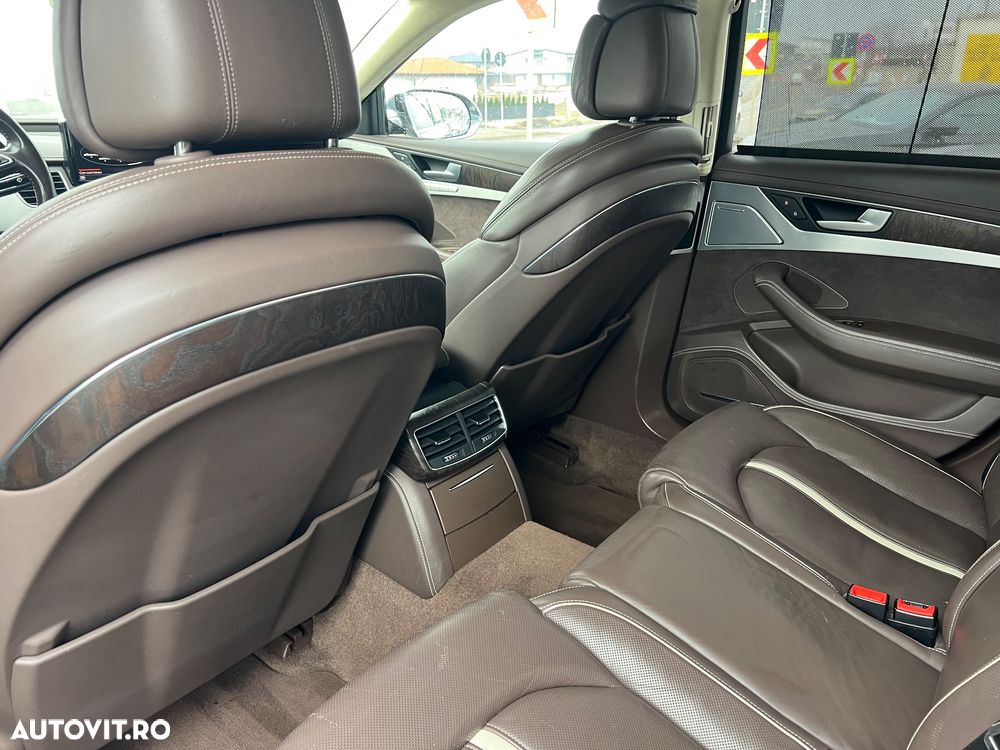 Audi S8 Standard - 8