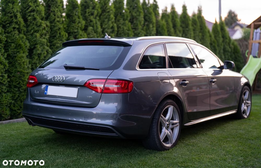 Audi A4 Avant - 2