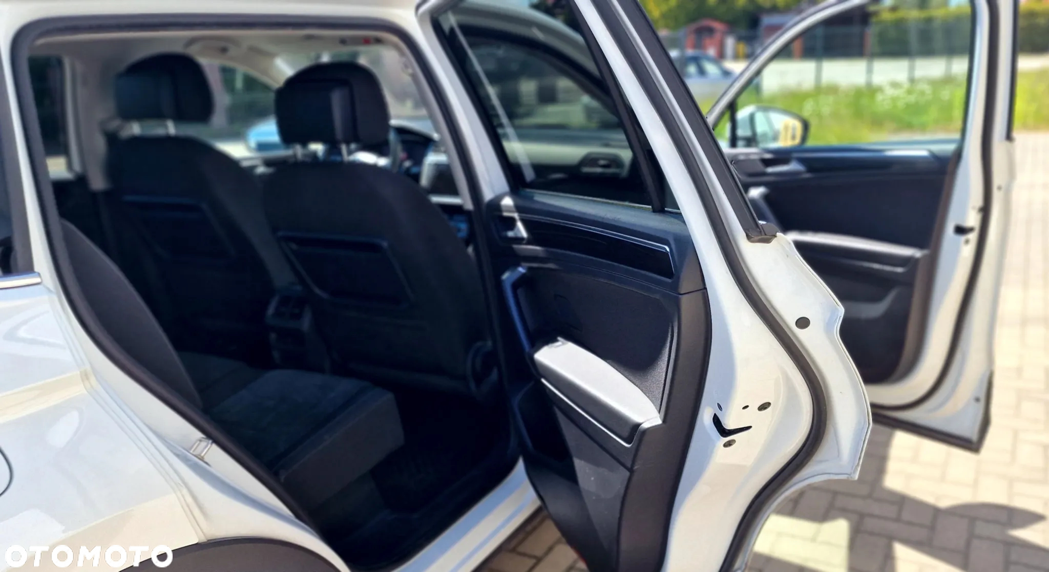 Volkswagen Tiguan - 2