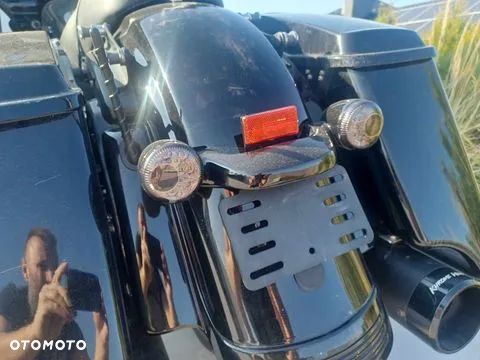 Harley-Davidson Touring Road Glide - 19