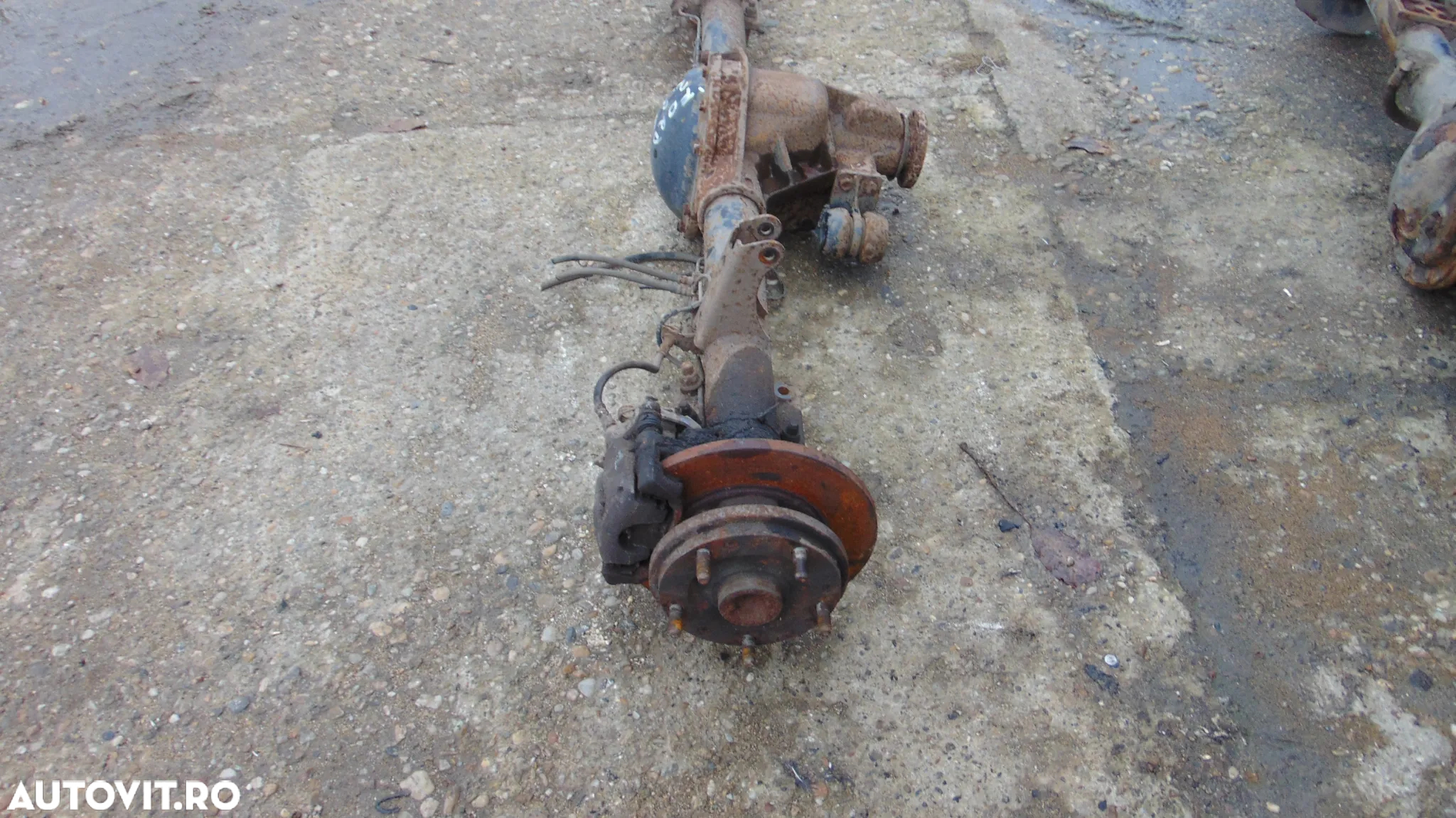 Punte spate Ford Transit 2.2 euro 5 tractiune spate grup planetare stanga dreapta cu fuzete dezmemb - 2
