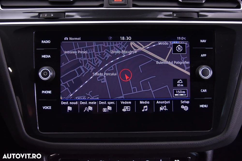 Volkswagen Tiguan - 22