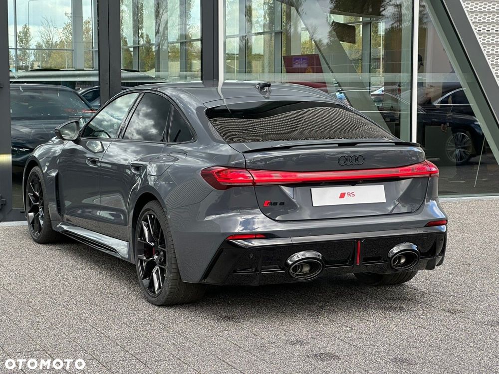 Audi RS5 Limousine - 9