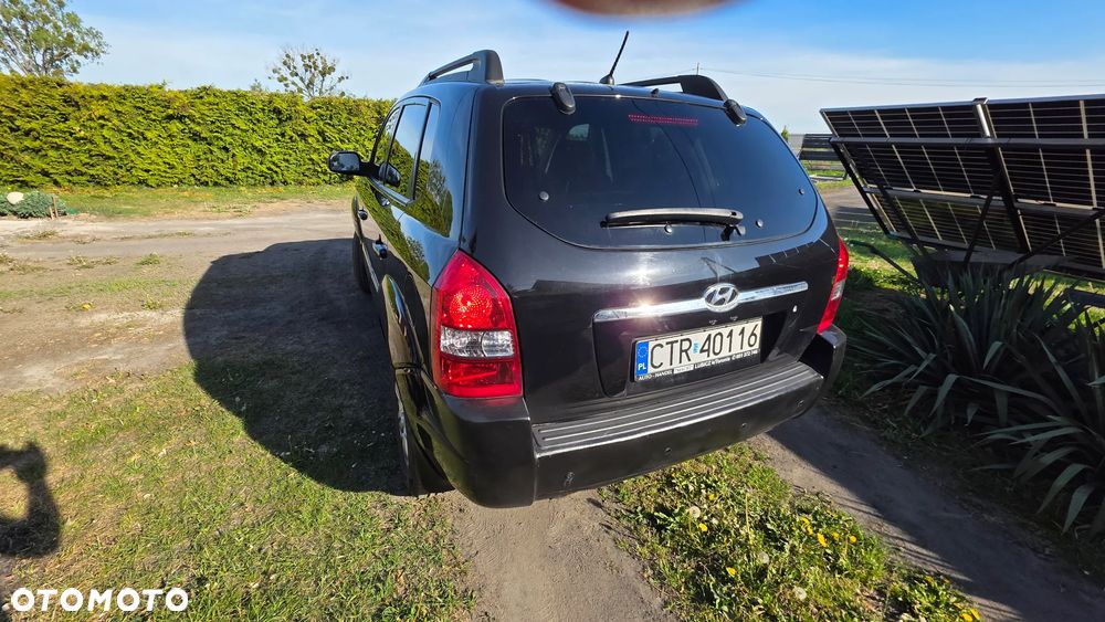 Hyundai Tucson 2.0 CRDi VGT 2WD Automatik GLS - 2