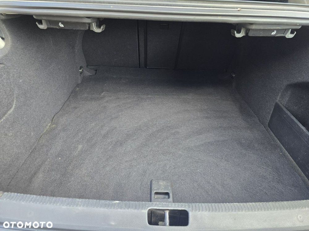 Volkswagen CC 1.8 TSI DSG - 28