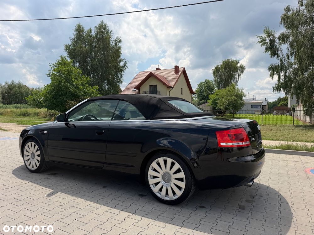 Audi A4 Cabrio 3.2 FSI Multitronic - 13