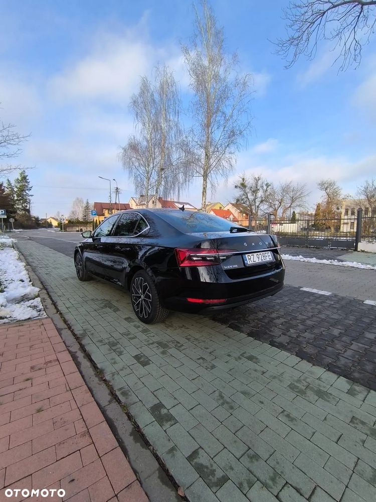 Skoda Superb 2.0 TDI Ambition - 4