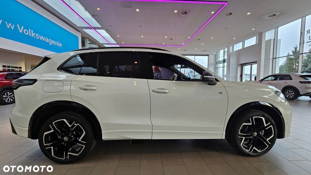 Volkswagen Tiguan - 8