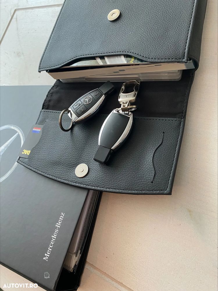 Mercedes-Benz GLA 220 d 4MATIC 7G-DCT AMG Line - 14