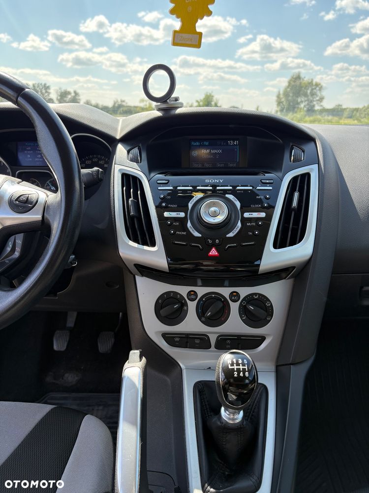 Ford Focus 1.6 EcoBoost Trend Sport - 14