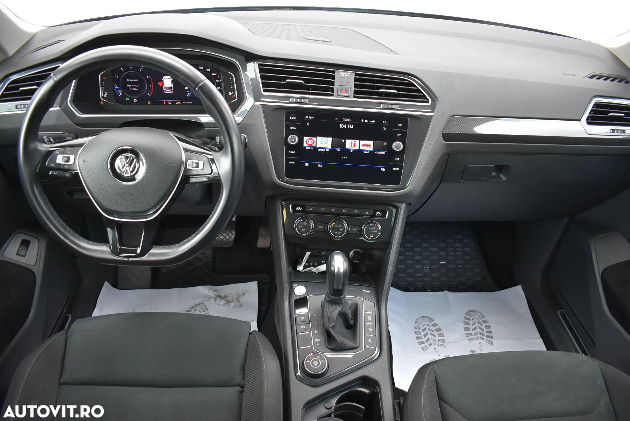 Volkswagen Tiguan 2.0 TSI OPF DSG 4Motion R-Line - 9