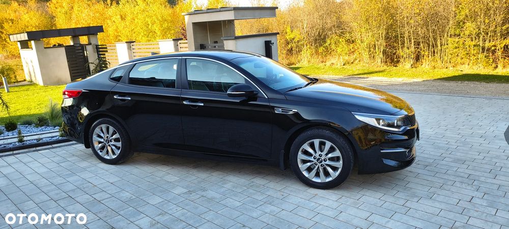 Kia Optima - 10