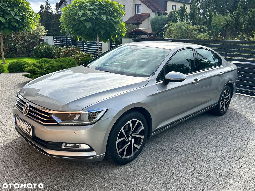 Volkswagen Passat 1.6 TDI BMT Trendline - 2