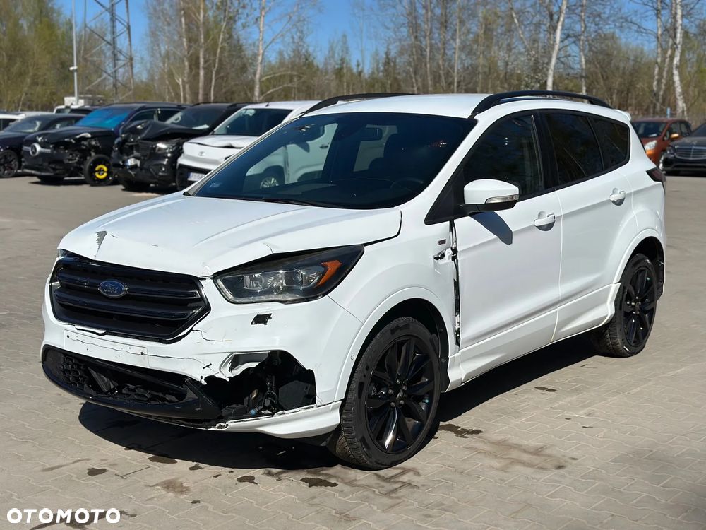 Ford Kuga - 3