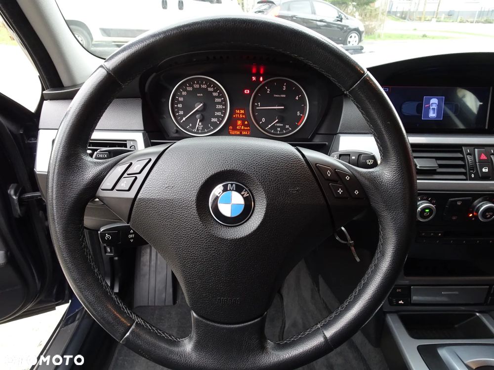 BMW Seria 5 520d Touring Edition Exclusive - 23