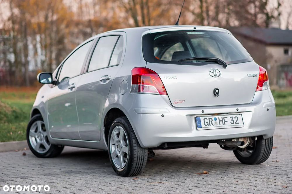 Toyota Yaris - 28