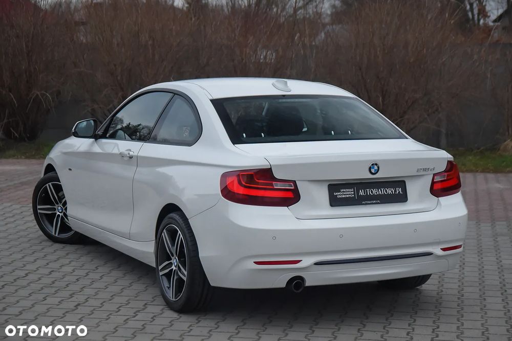 BMW Seria 2 218d Sport Line - 13