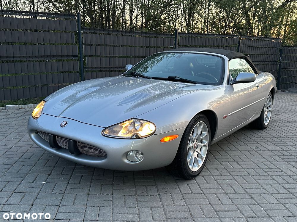 Jaguar XK8 - 5