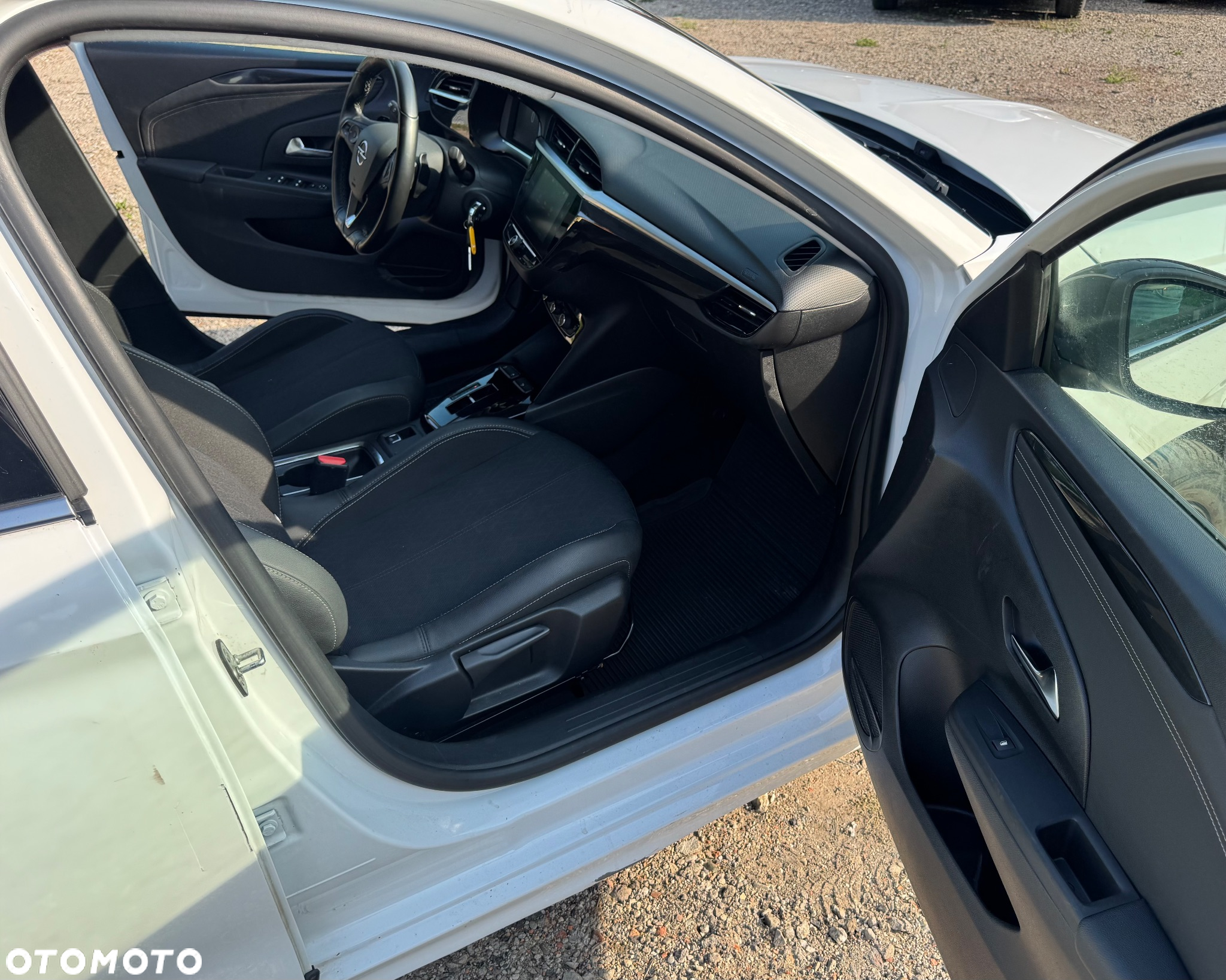 Opel Corsa 1.2 Elegance Business Pack S&S - 11
