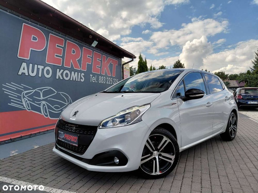 Peugeot 208 - 1
