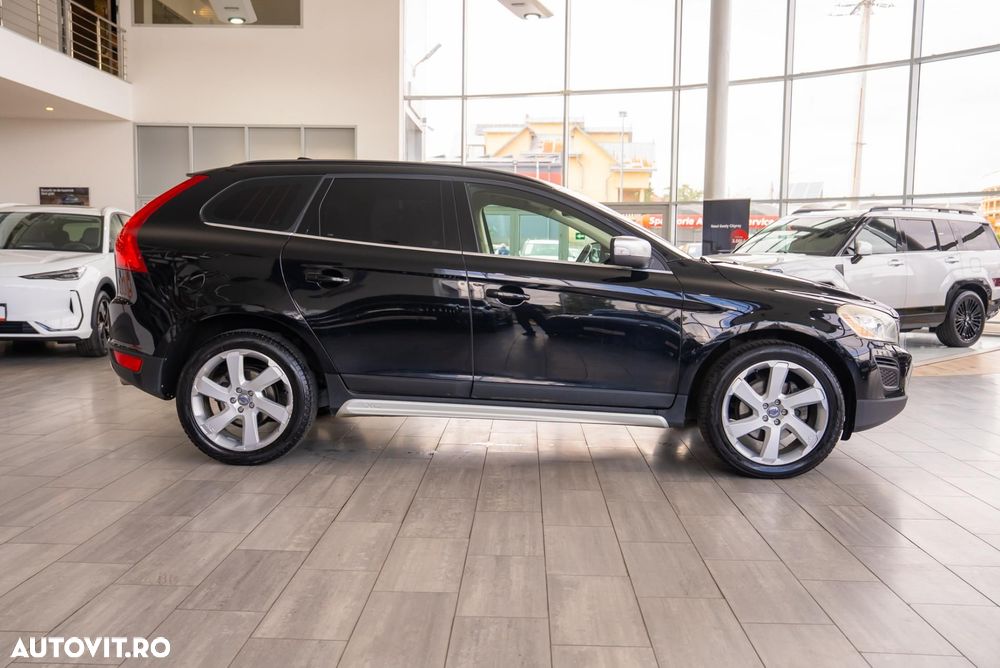 Volvo XC 60 - 8