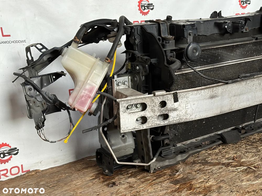 PAS PRZEDNI TOYOTA PRIUS III 1.8 H 09-15 - 2