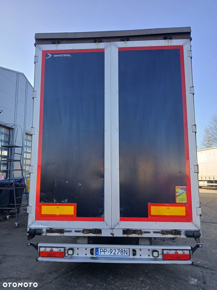 Mercedes-Benz Actros - 17