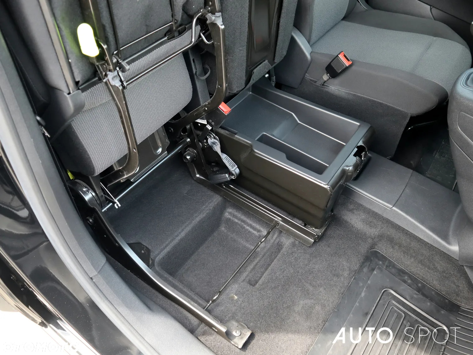 Toyota Proace City Furgon Active 1.5 D-4D 100 KM - 30