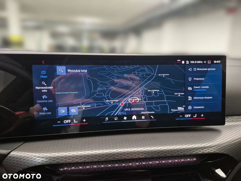 BMW M4 Competition M xDrive - 27