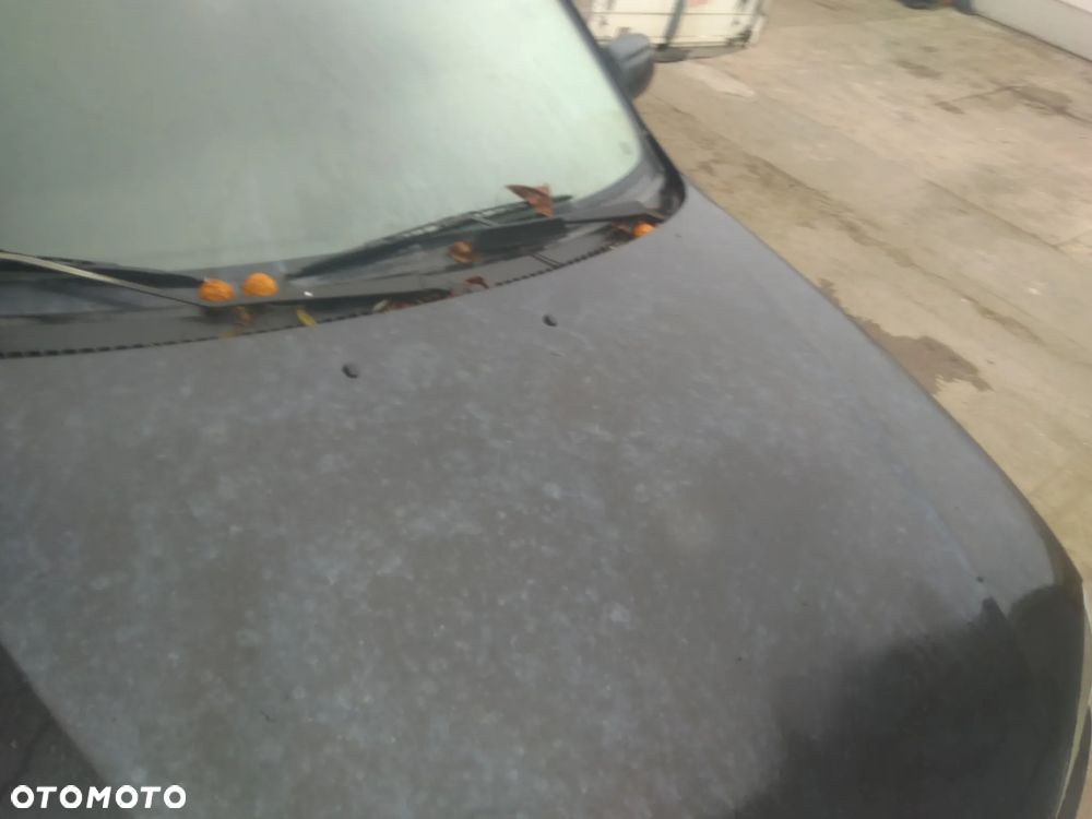 Mazda 323 F maska - 1