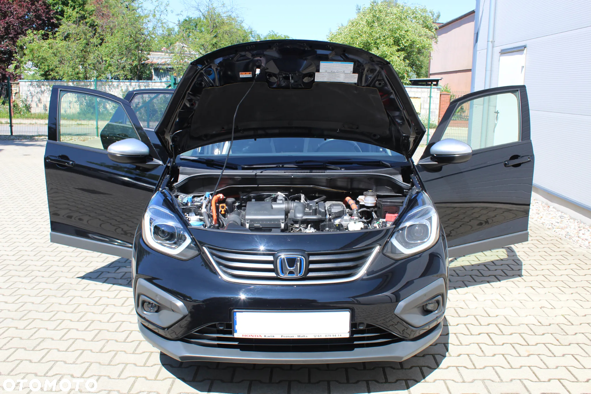 Honda Jazz 1.5 i-MMD Executive Crosstar (Czarny Dach) - 8