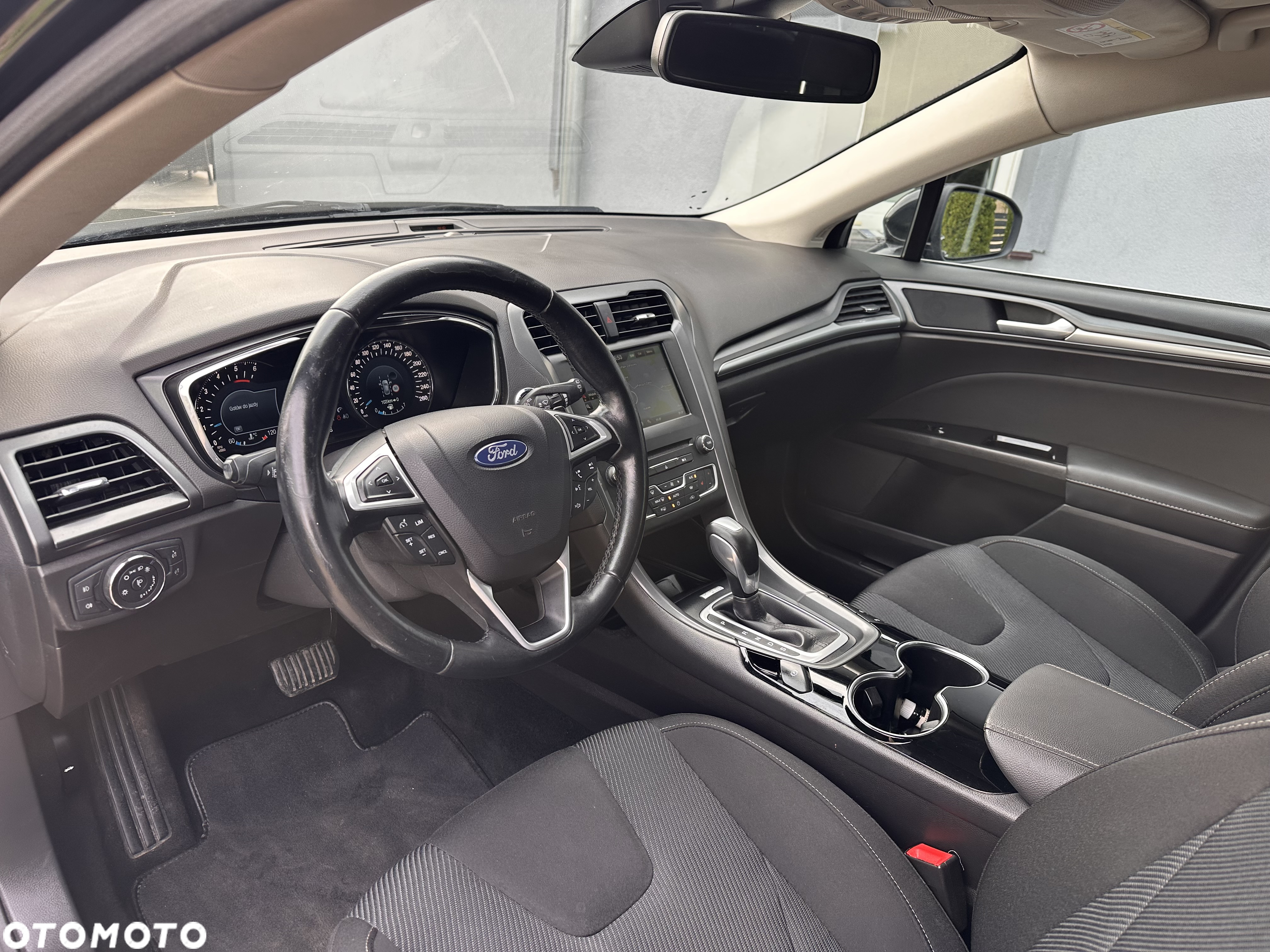 Ford Mondeo 2.0 TDCi Titanium PowerShift - 9