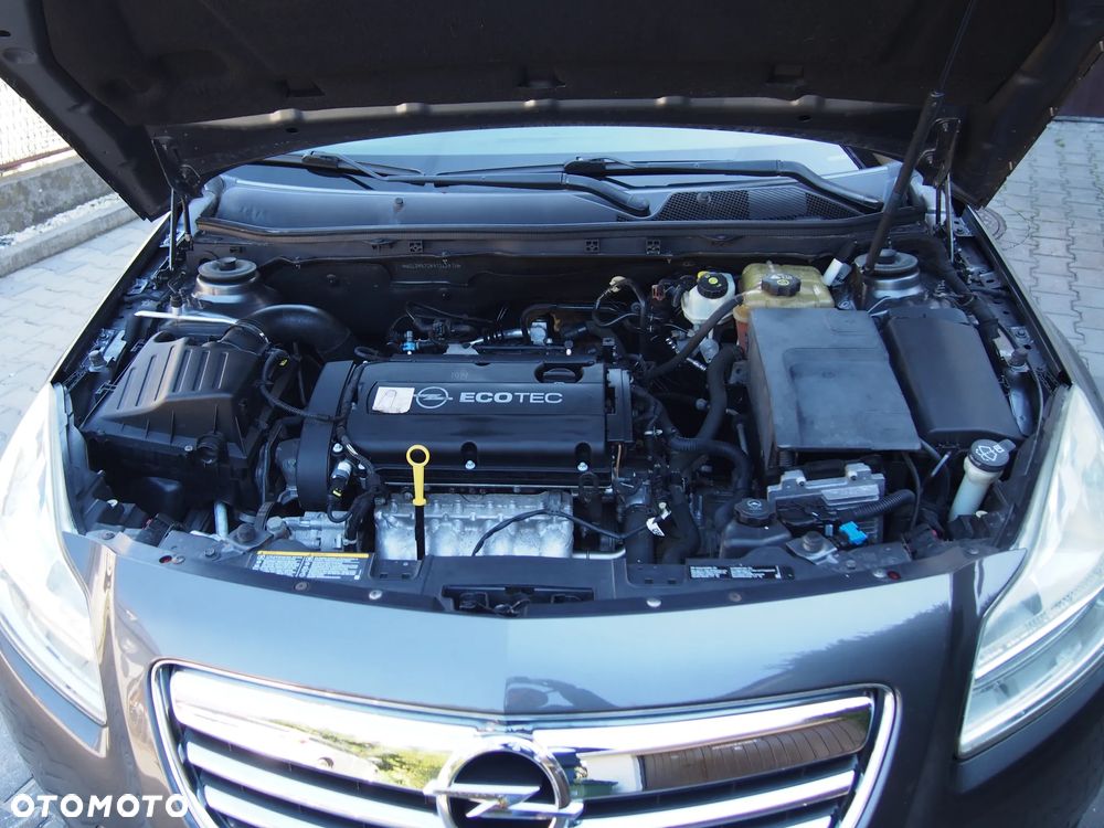 Opel Insignia 1.8 Cosmo - 24