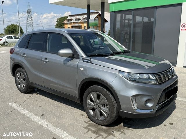 Suzuki Vitara 1.4 Boosterjet MHEV Passion - 3