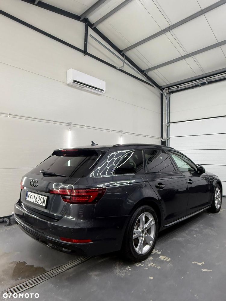 Audi A4 Avant - 5