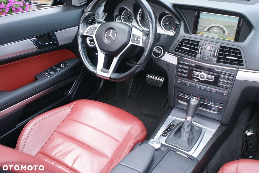 Mercedes-Benz Klasa E - 33