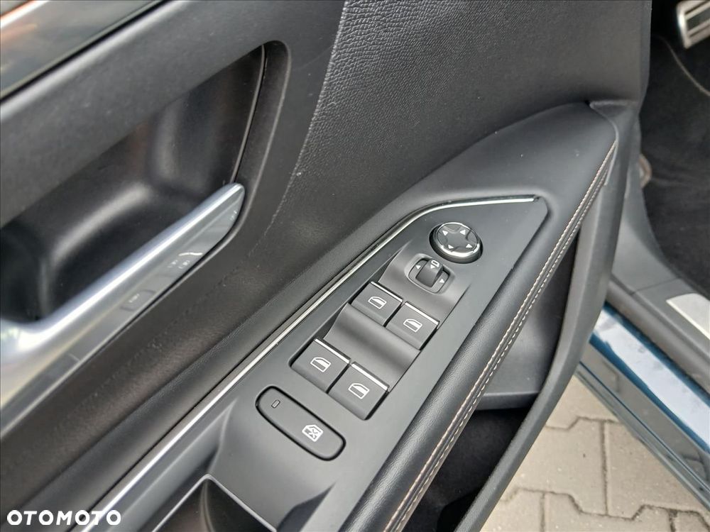 Peugeot 5008 2.0 BlueHDi GT Pack S&S EAT8 - 30