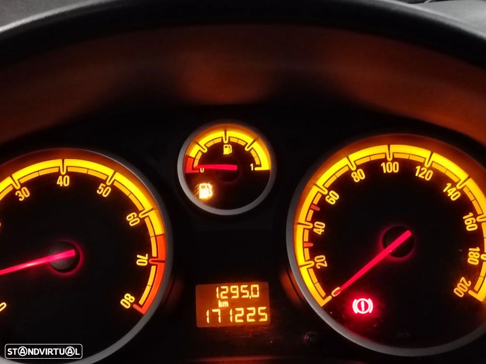 Opel Corsa 1.2 Enjoy FlexFuel - 3