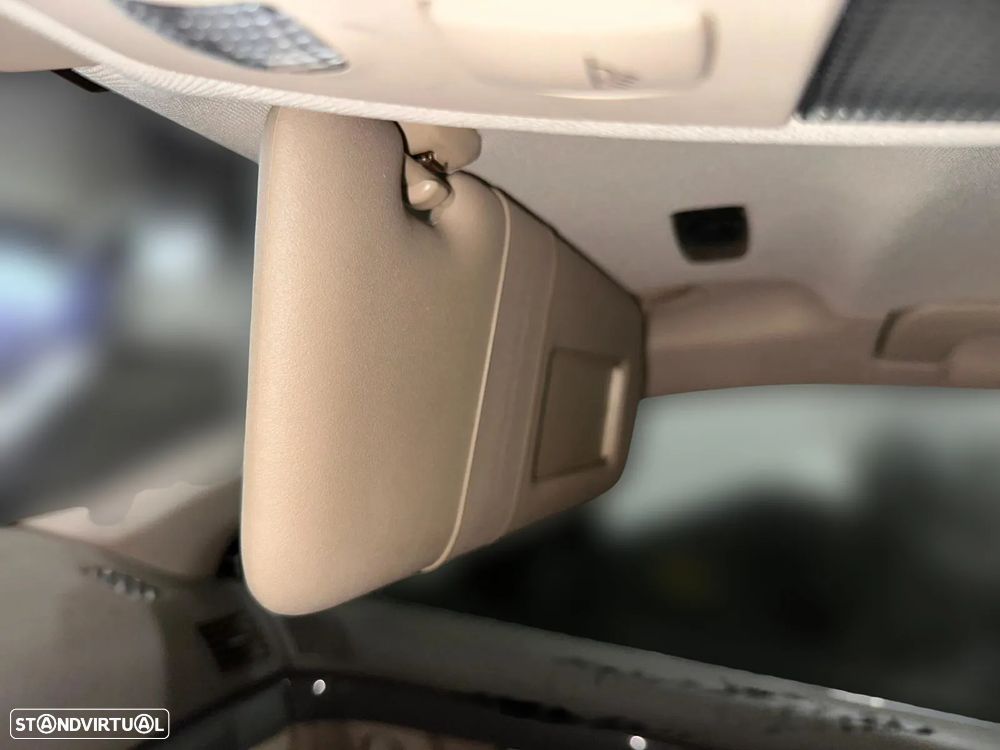 Audi A4 2.5 TDI Caixa Aut. de 2003 para peças - 5