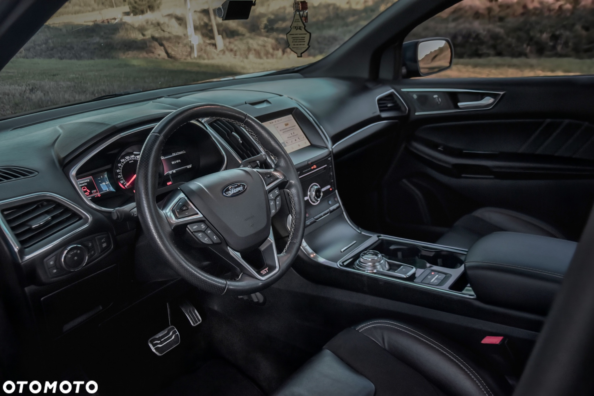 Ford Edge - 26