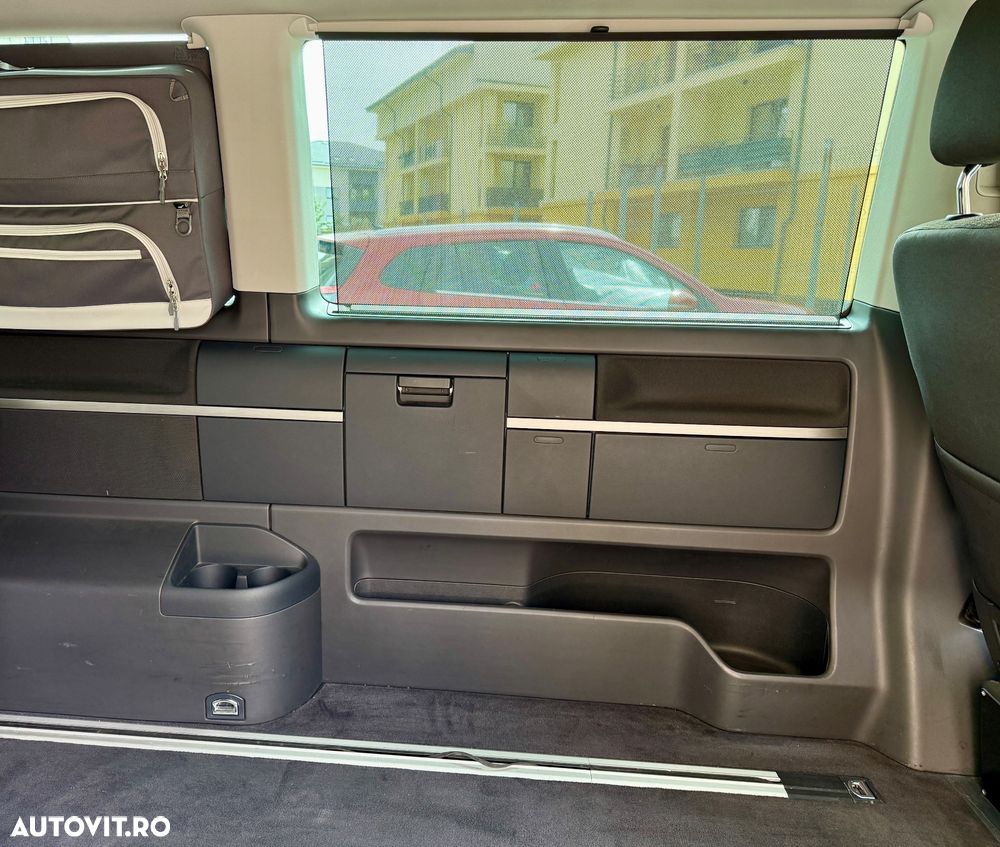 Volkswagen Multivan - 10