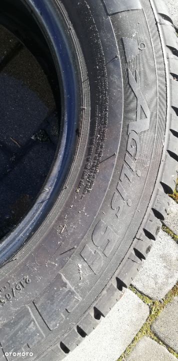 215/65/15 michelin agilis 51 - 3
