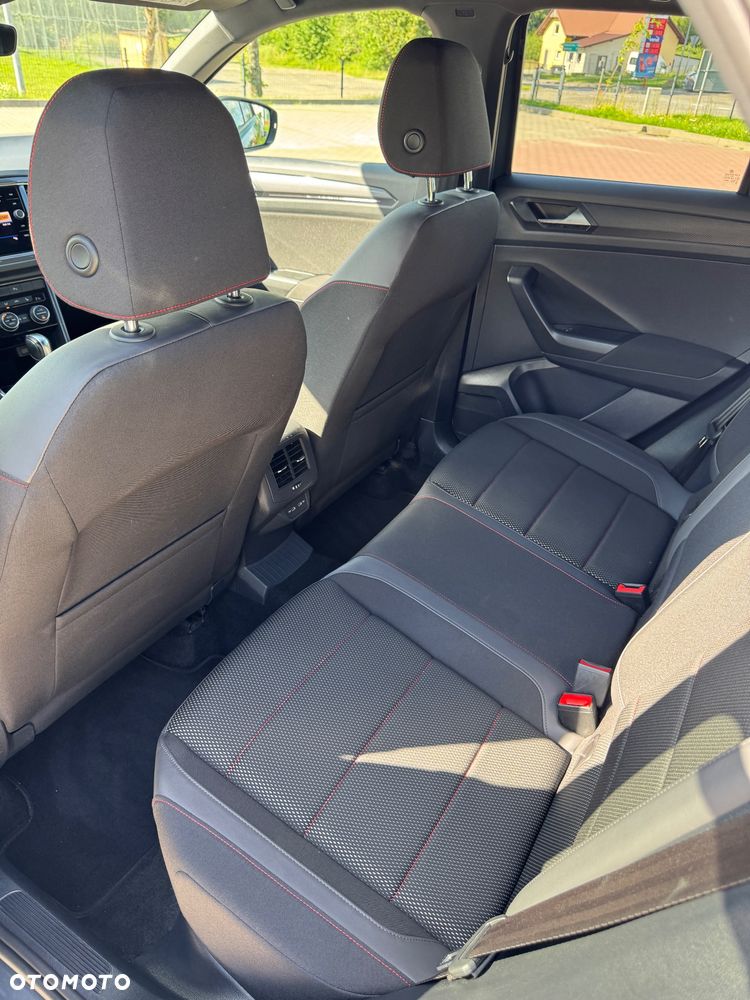 Volkswagen T-Roc 1.5 TSI ACT Premium DSG - 6