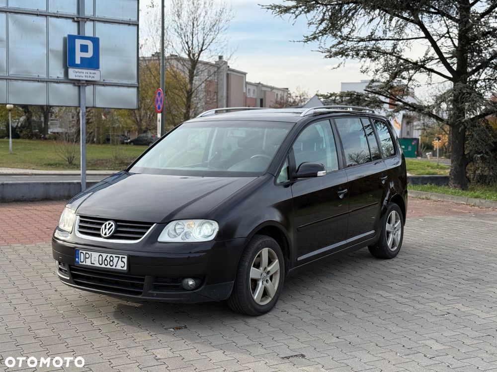 Volkswagen Touran 2.0 TDI Highline DSG - 1