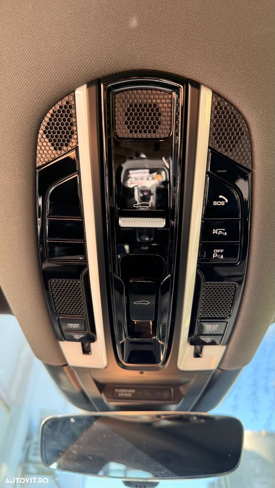 Porsche Cayenne E-Hybrid - 12