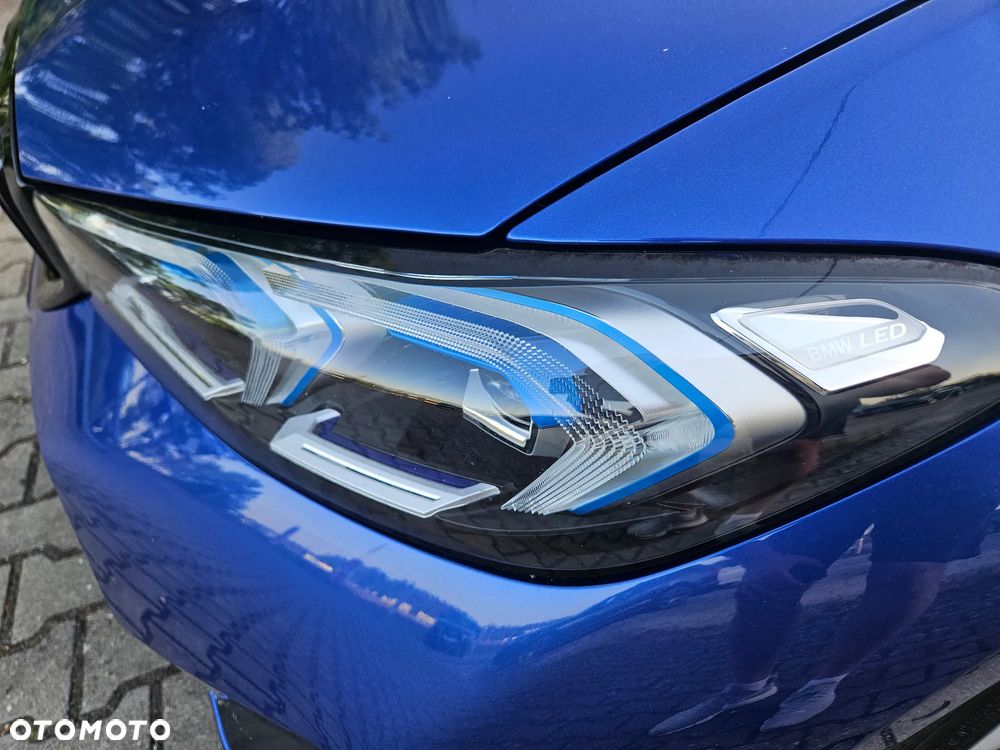 BMW Seria 3 320d xDrive M Sport Shadow - 12