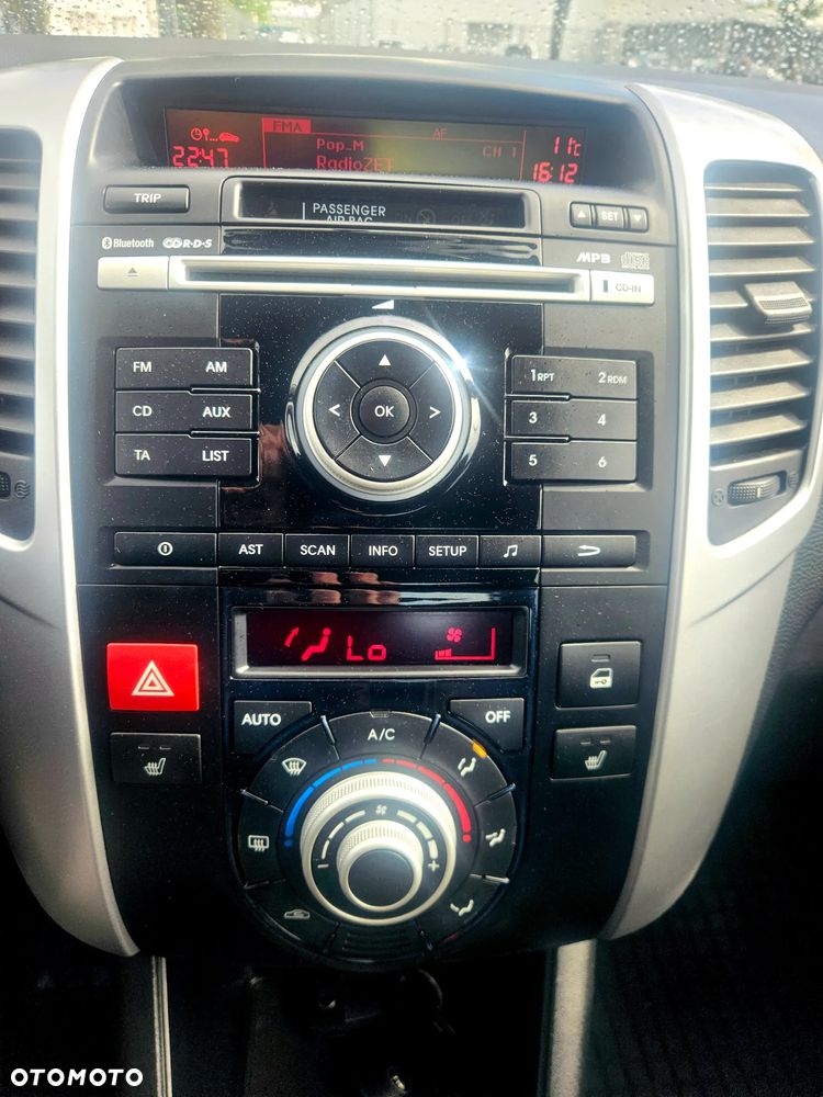 Kia Venga 1.6 CRDi 128 Edition 7 - 35