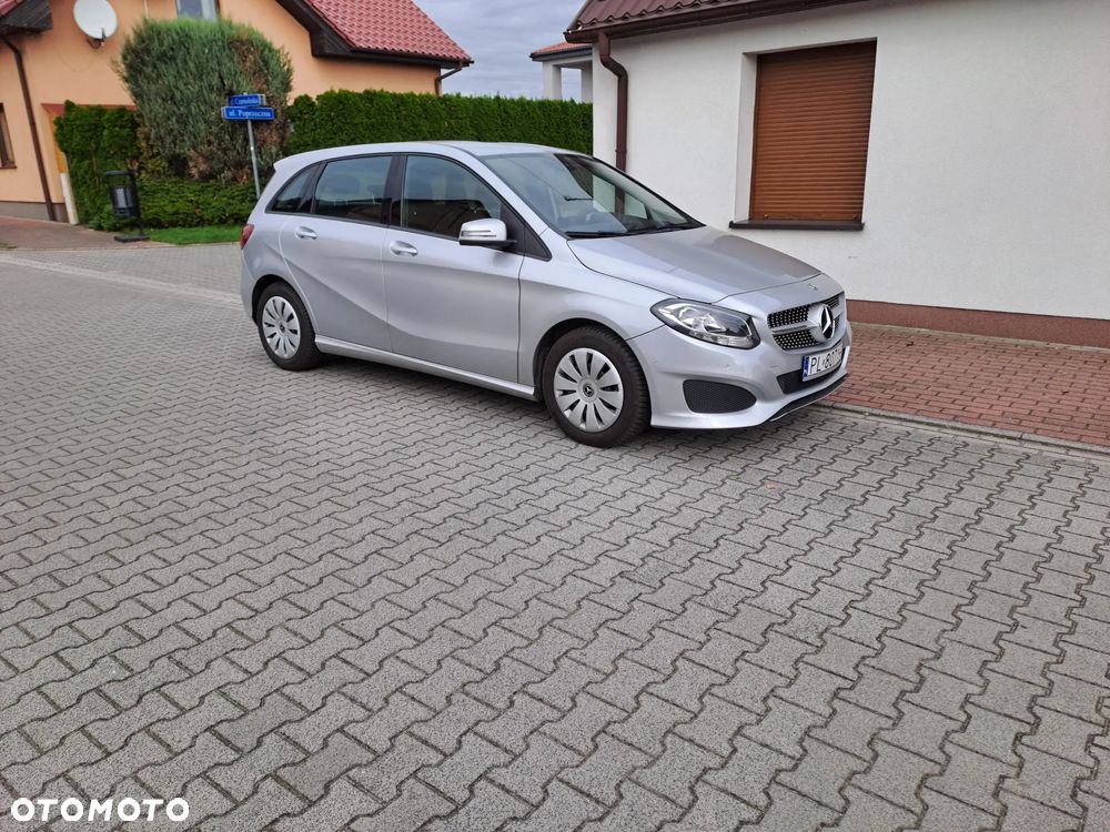 Mercedes-Benz Klasa B 180 - 1